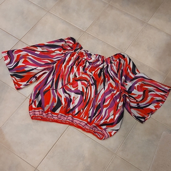 JM Collection Vibrant Swirl Off-Shoulder Blouse - Picture 1 of 5